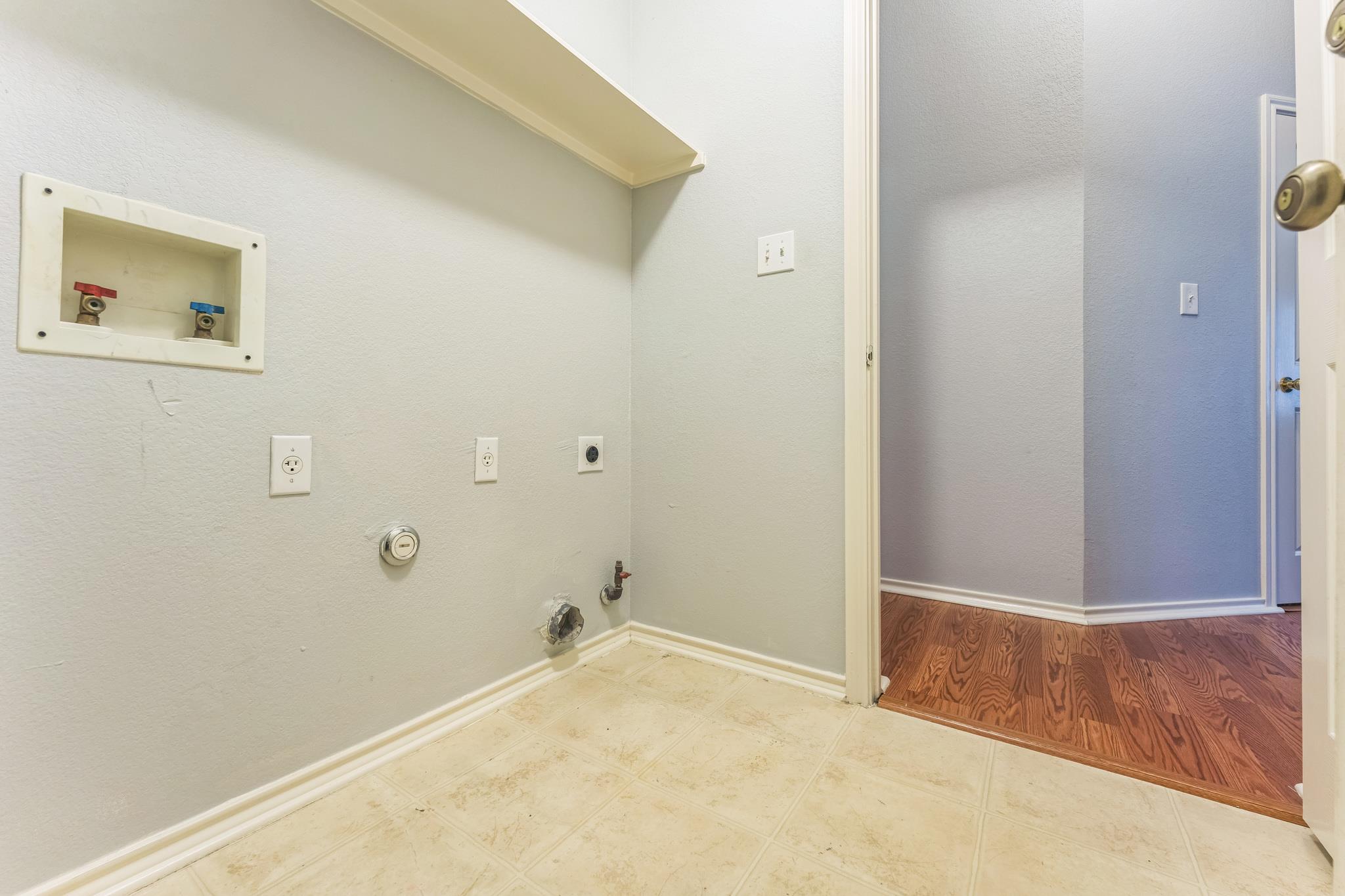 7418 W Magic Mountain Ln, Round Rock, TX 78681