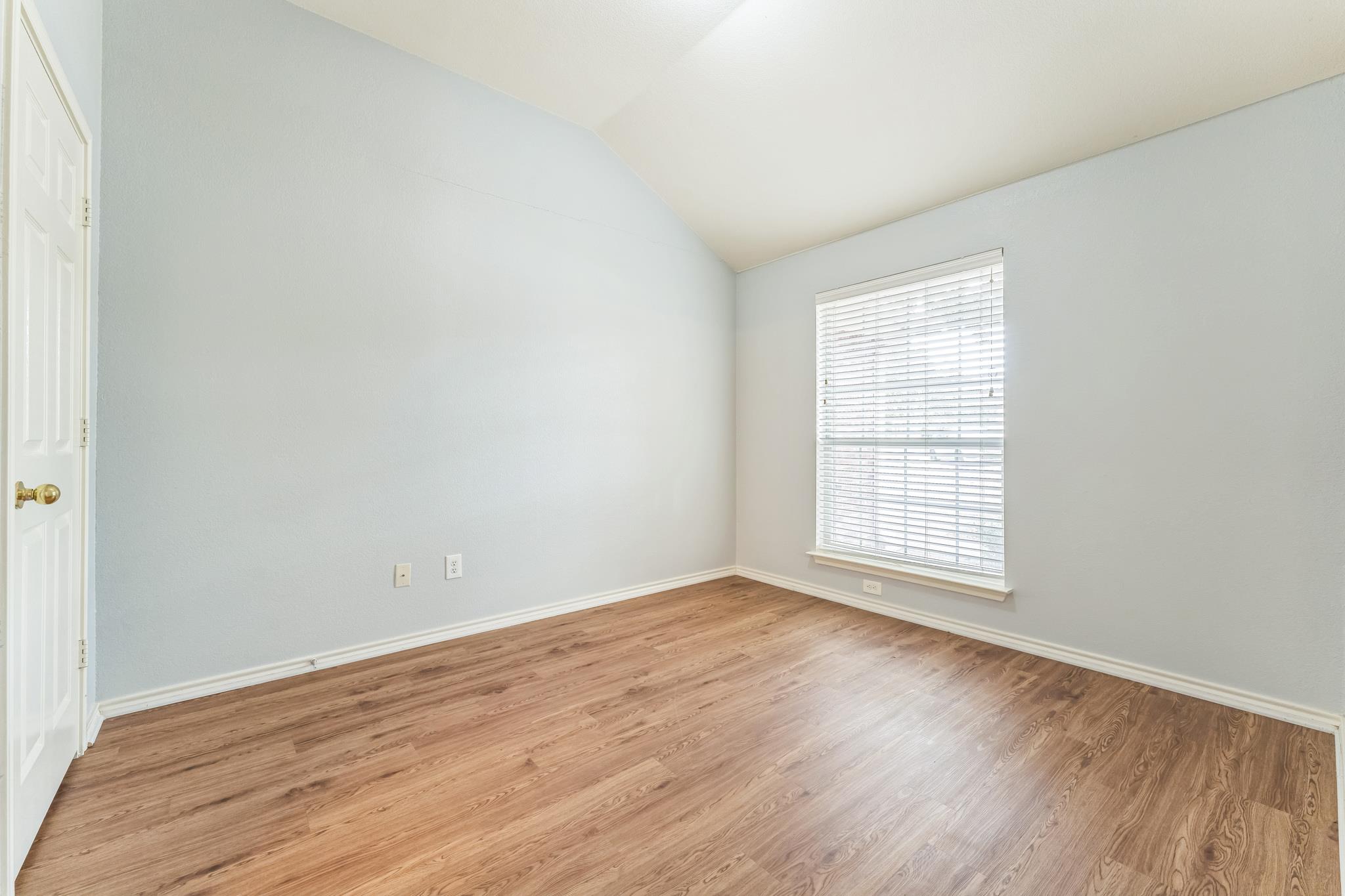 7418 W Magic Mountain Ln, Round Rock, TX 78681