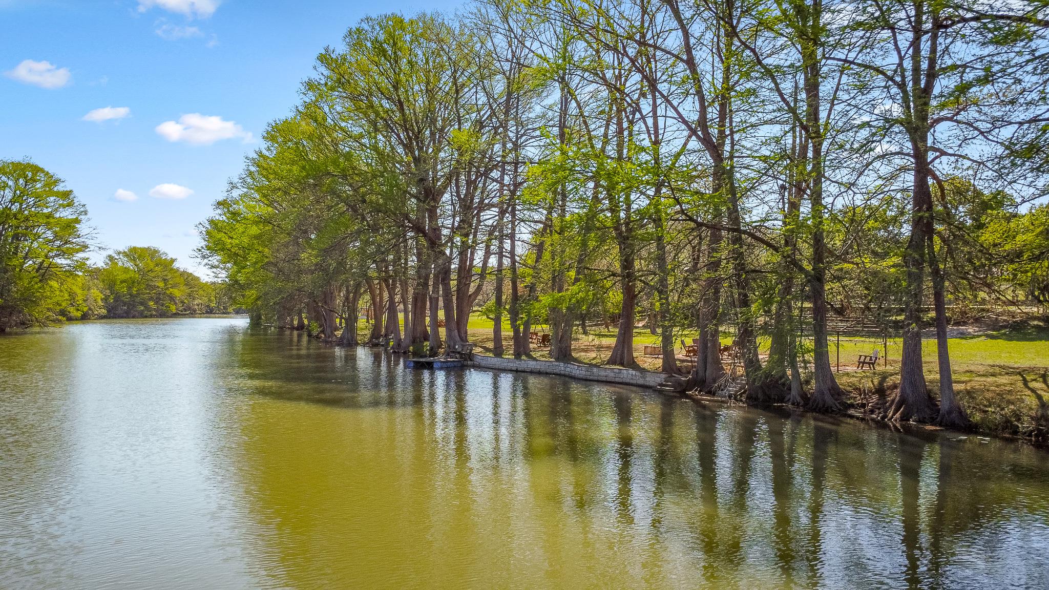 159 Baldwin Rd, Ingram, TX 78025