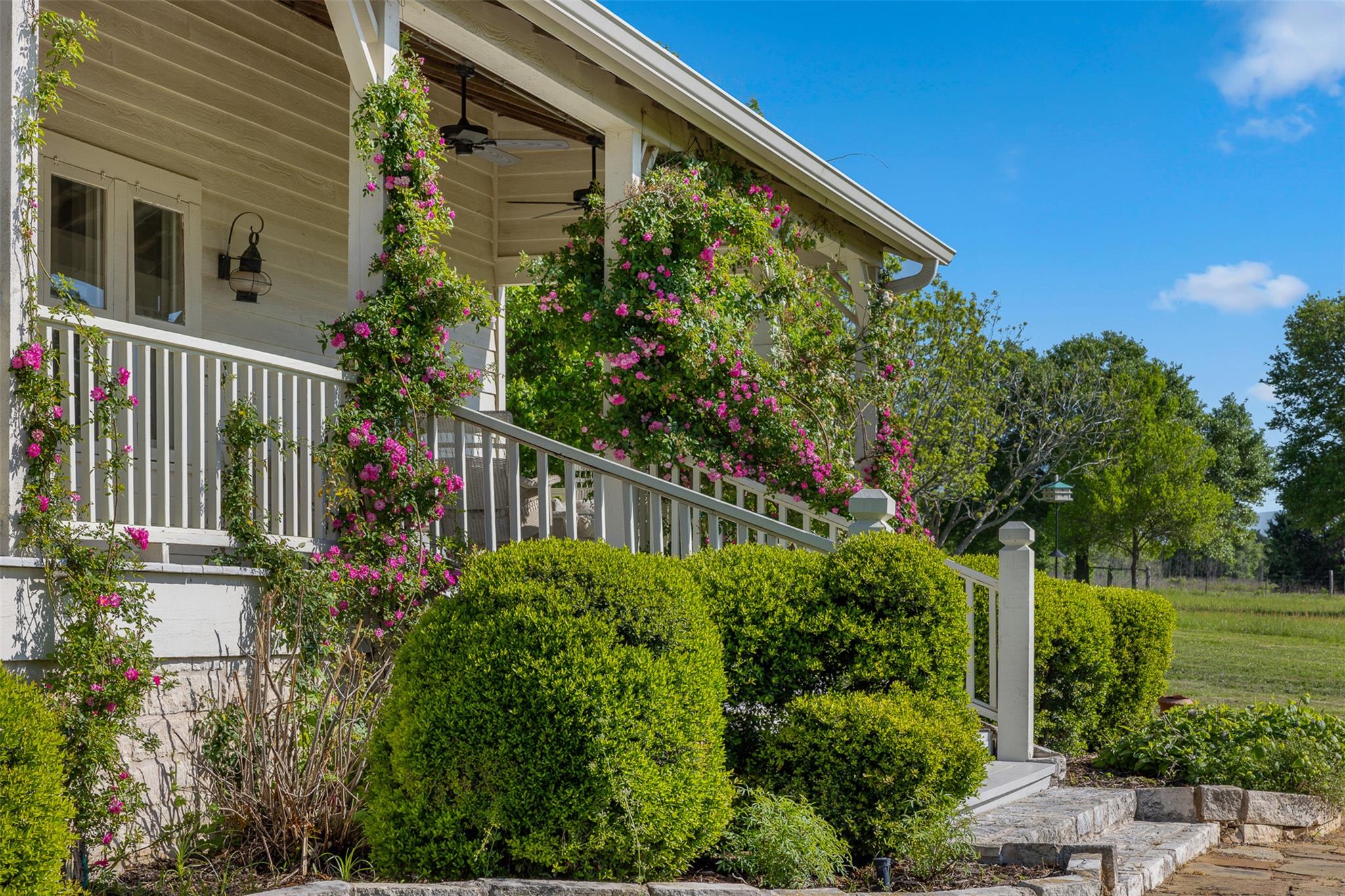 2730 Wunderlich Rd, Fayetteville, TX 78940