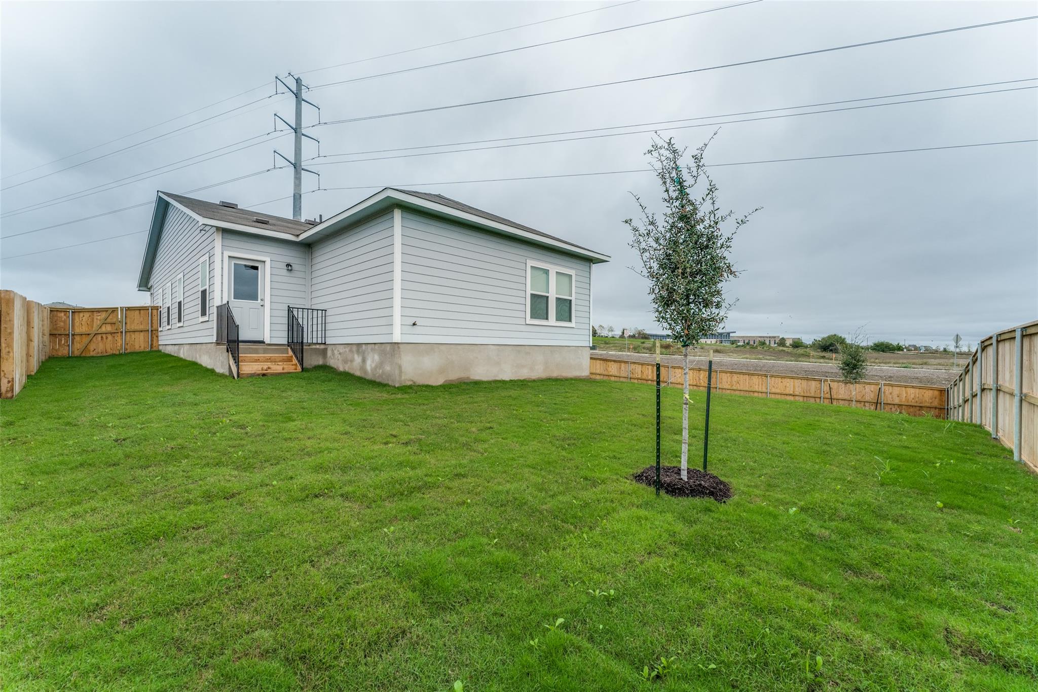 105 Shugart St, San Marcos, TX 78666