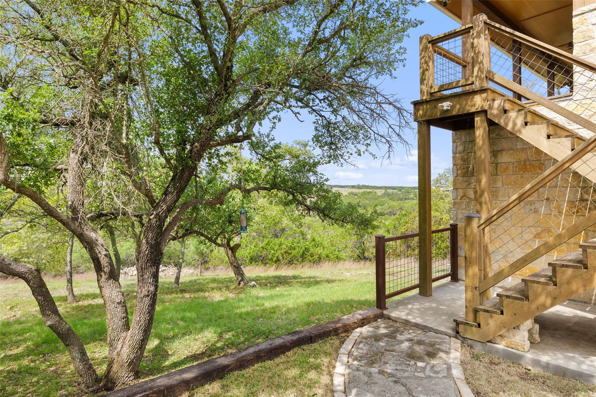 1519 Brushy Top Trl, Blanco, TX 78606