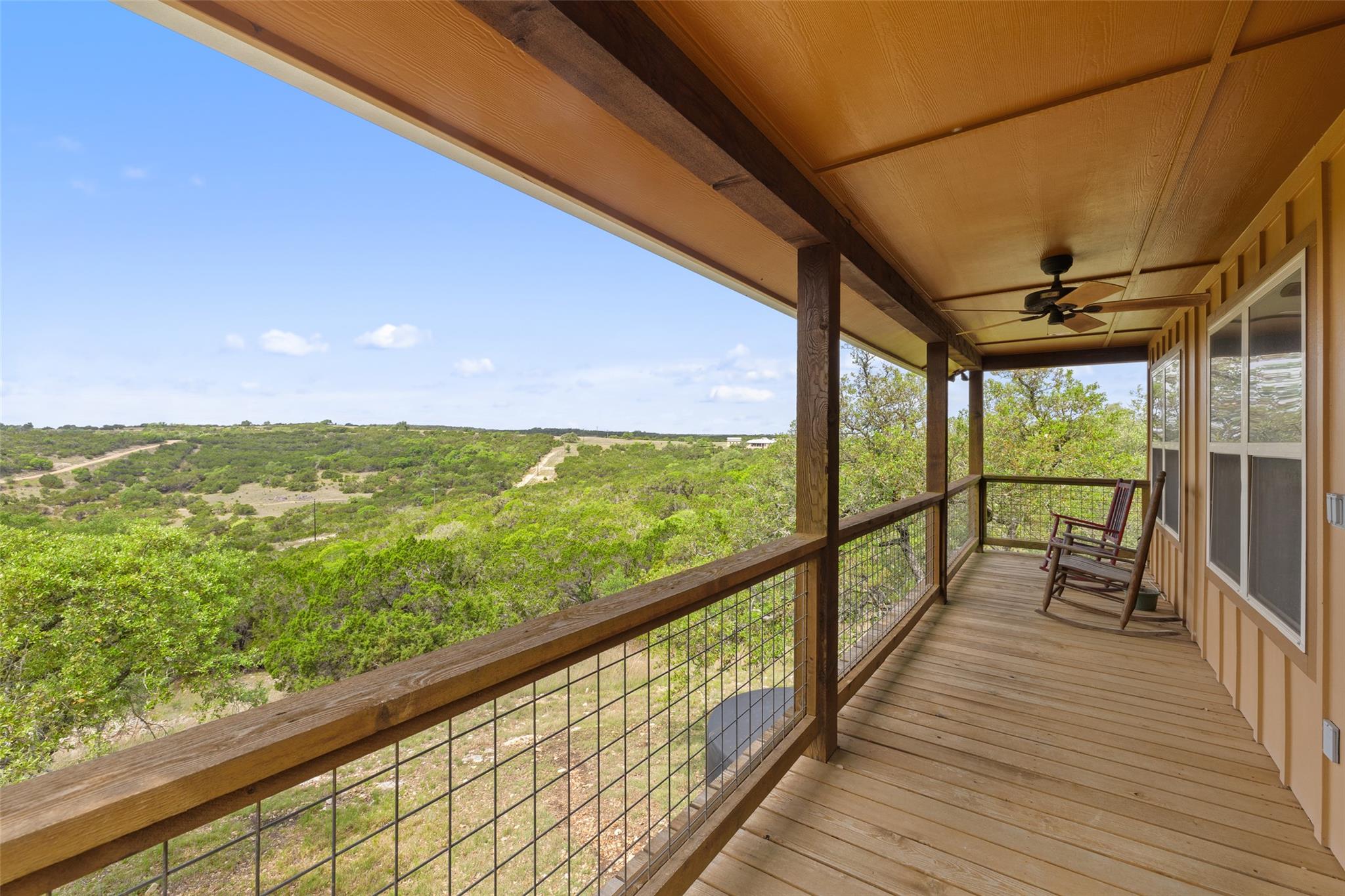 1519 Brushy Top Trl, Blanco, TX 78606