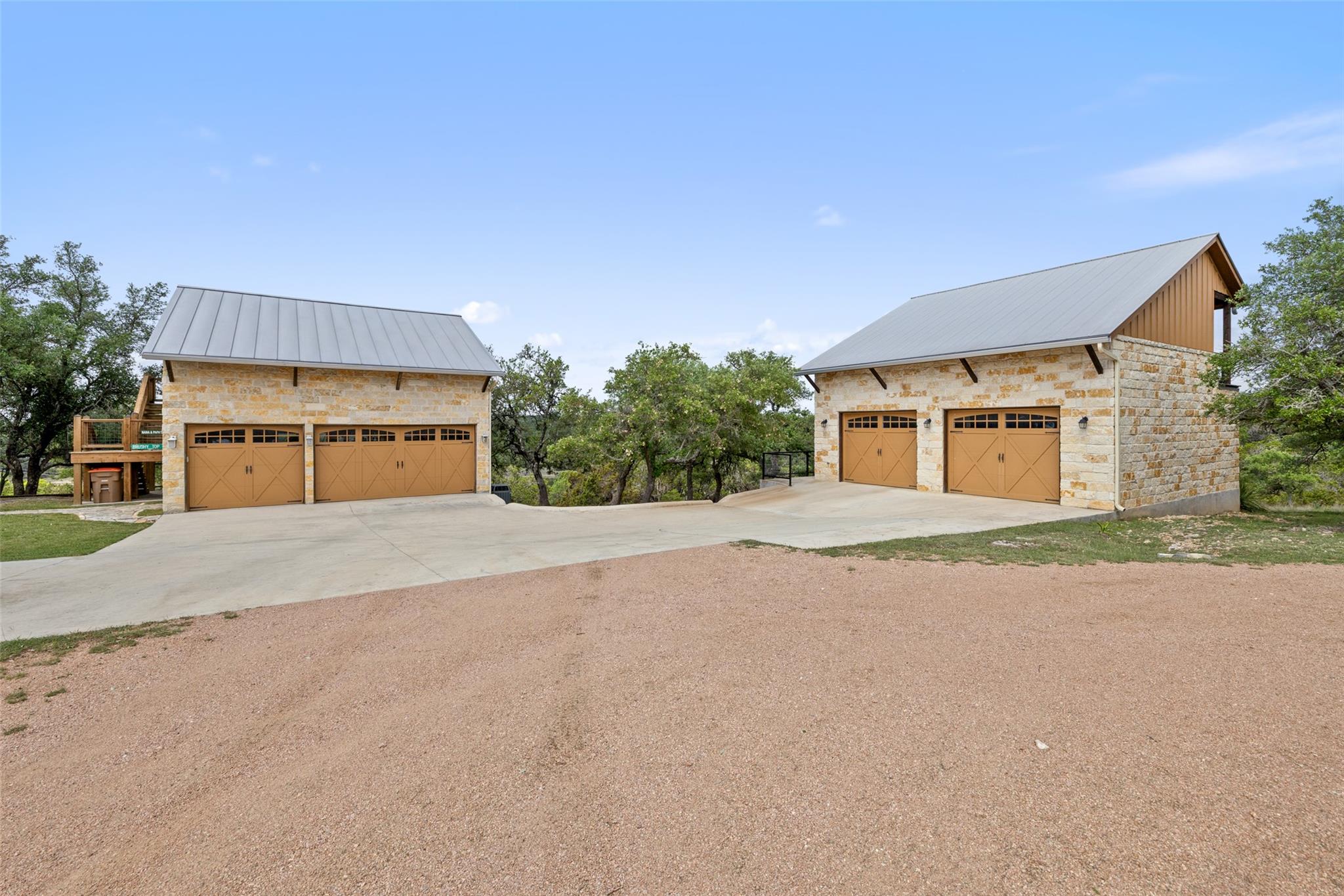 1519 Brushy Top Trl, Blanco, TX 78606