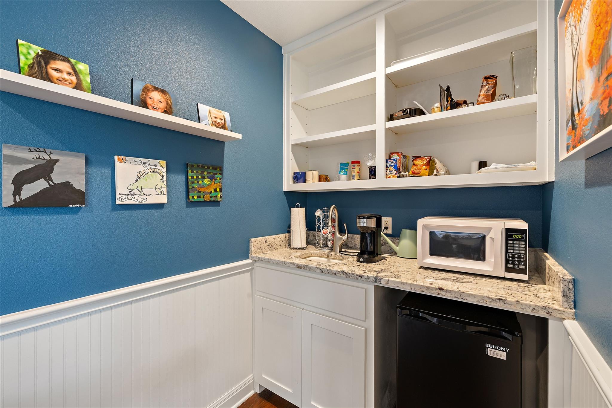 1519 Brushy Top Trl, Blanco, TX 78606