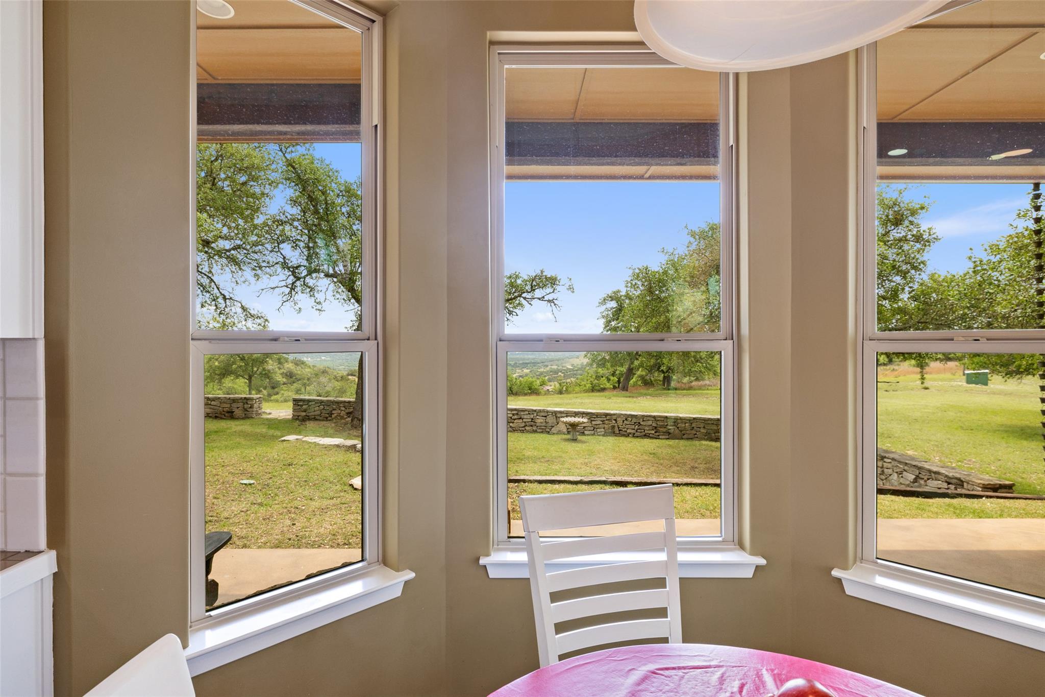 1519 Brushy Top Trl, Blanco, TX 78606