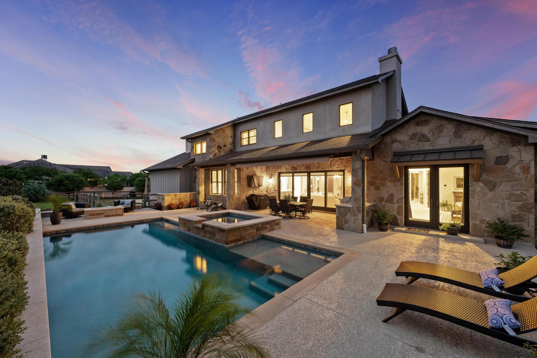 281 Colonial Affair, Austin, TX 78737