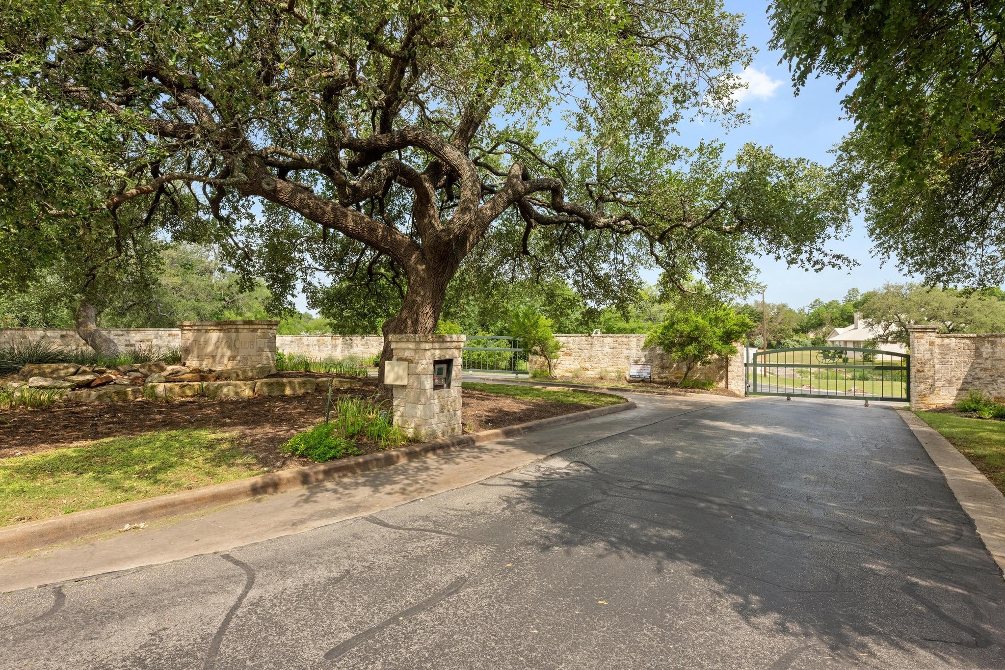 281 Colonial Affair, Austin, TX 78737