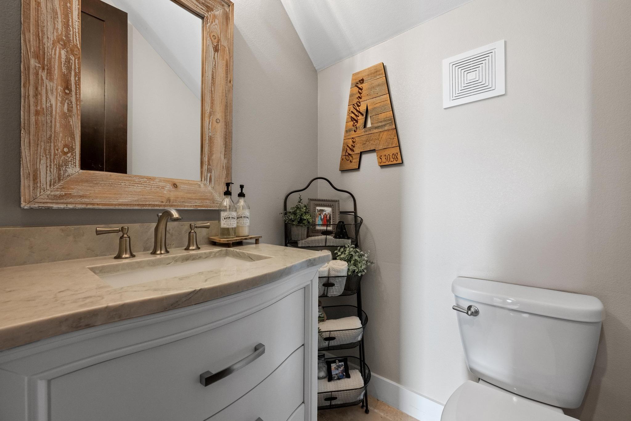 281 Colonial Affair, Austin, TX 78737