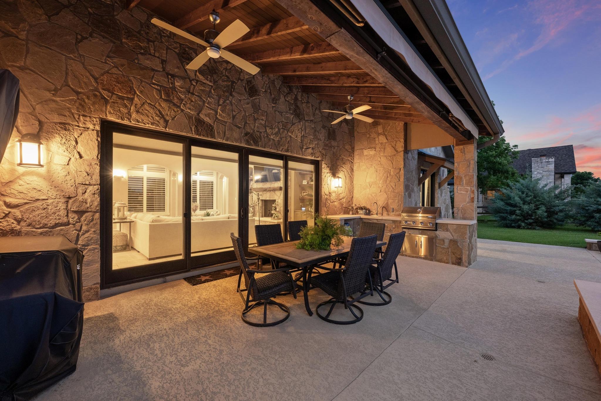 281 Colonial Affair, Austin, TX 78737