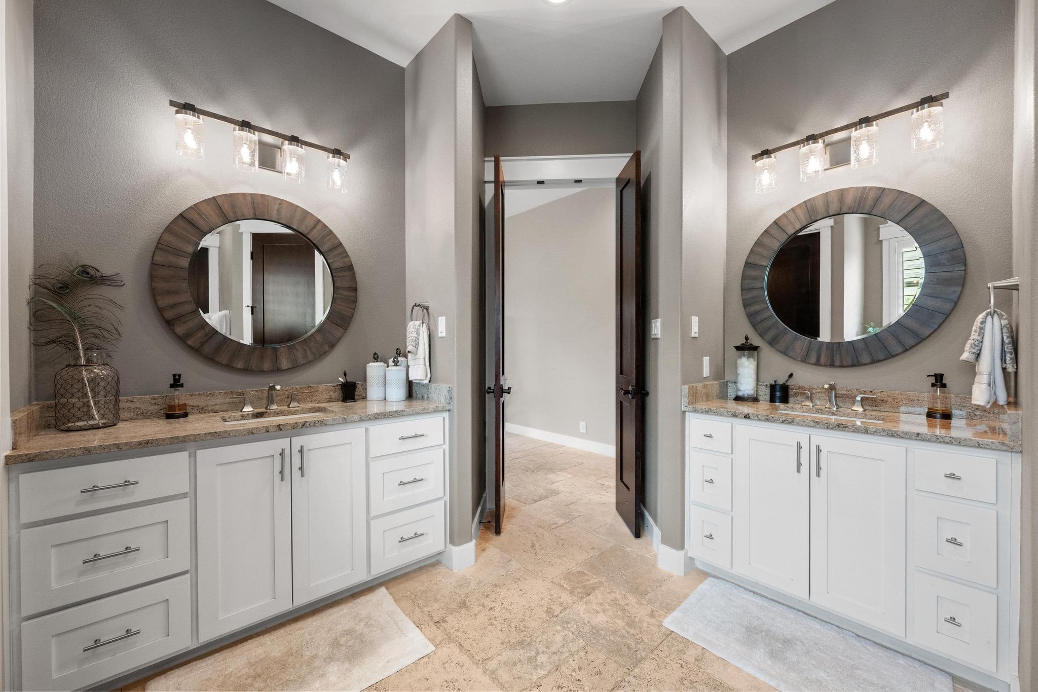 281 Colonial Affair, Austin, TX 78737