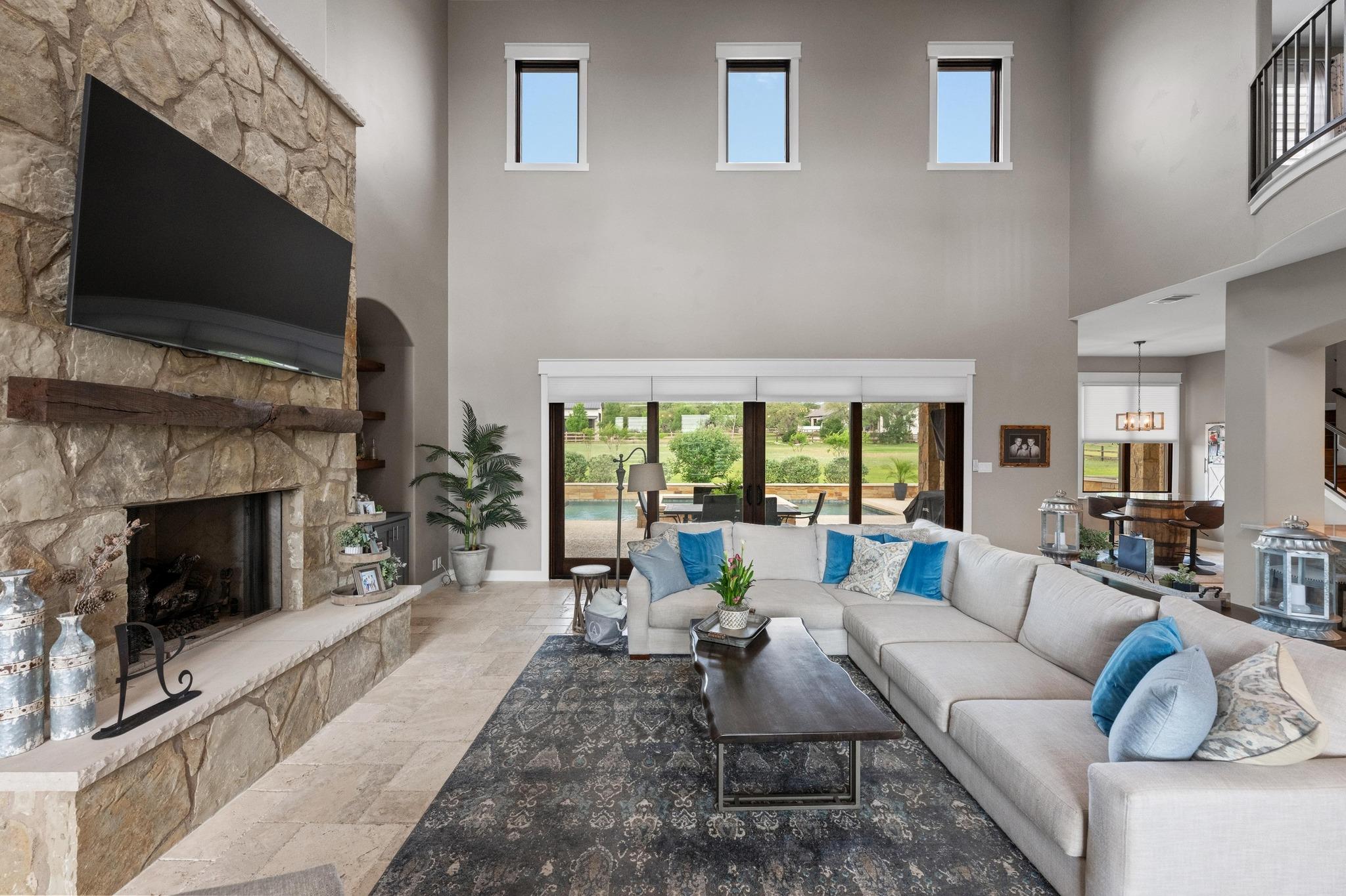 281 Colonial Affair, Austin, TX 78737