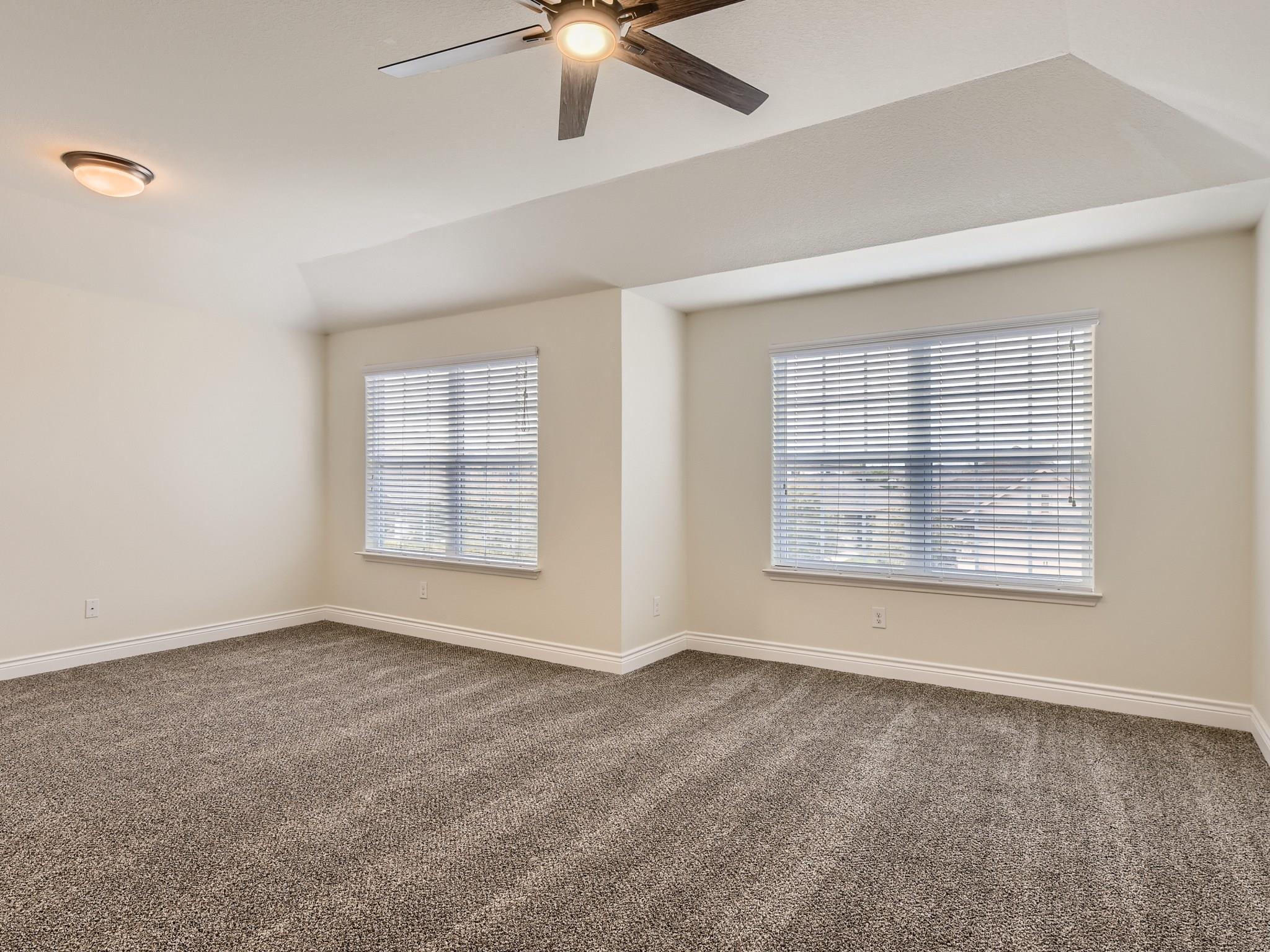 1533 Treeta Trl, Kyle, TX 78640