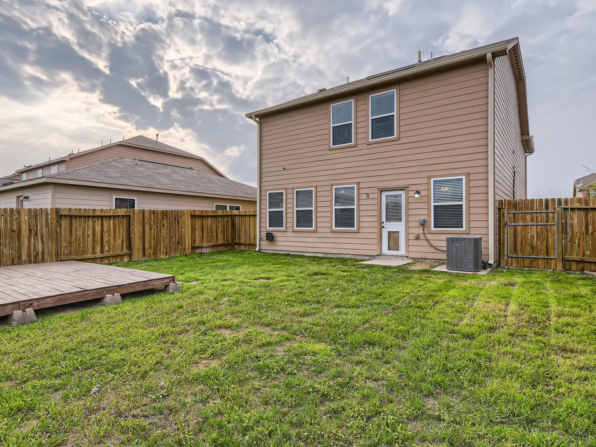 1533 Treeta Trl, Kyle, TX 78640