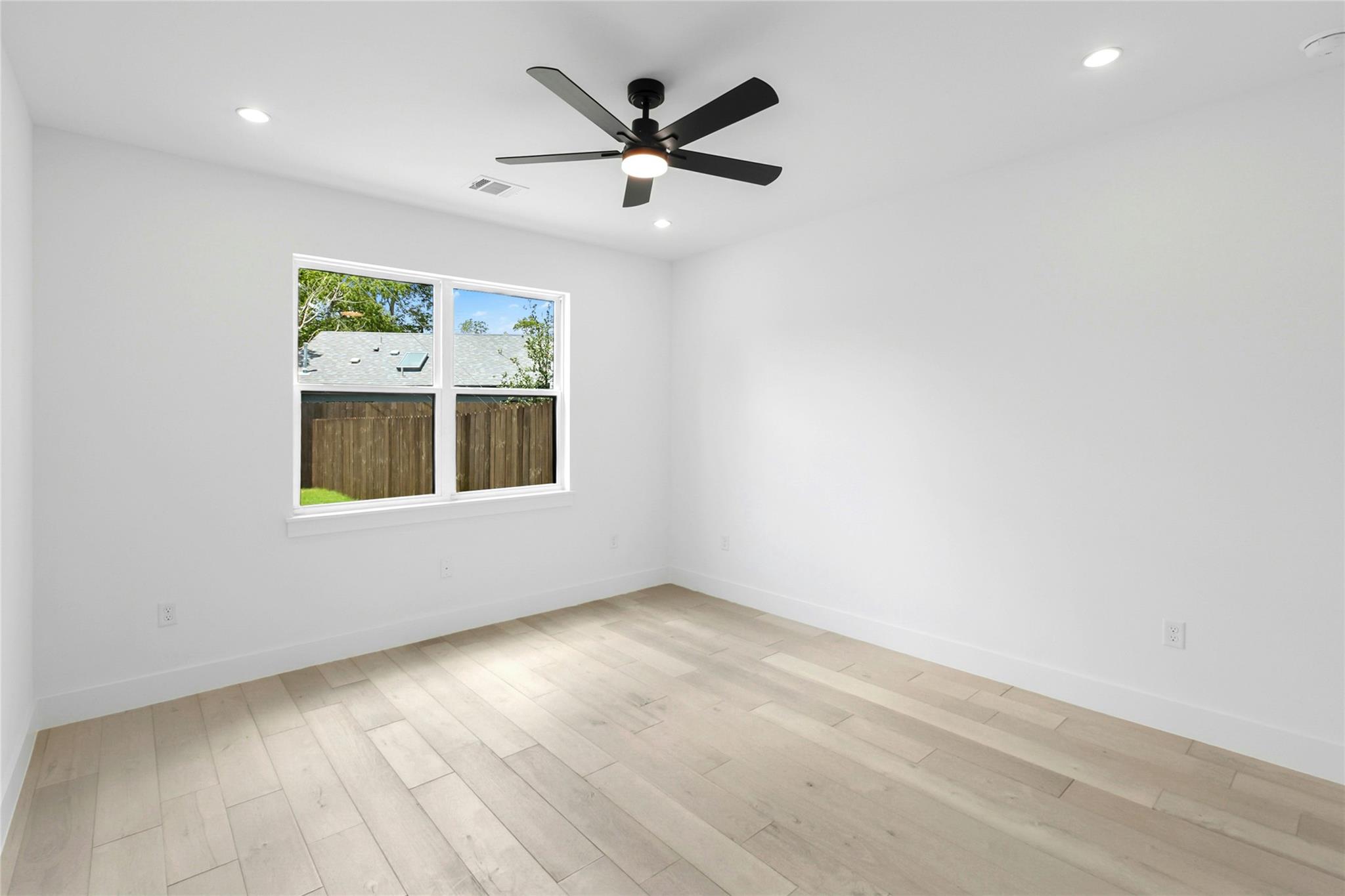 1500 Sylvan Glade Rd # 1B, Austin, TX 78745