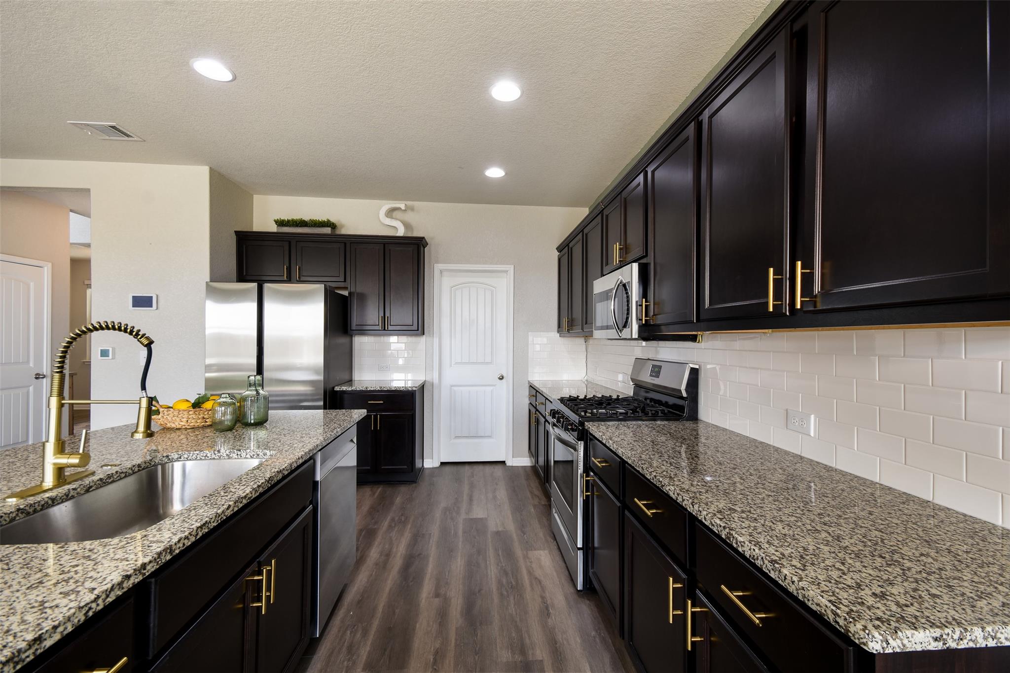 217 Frederick Dr, Georgetown, TX 78626