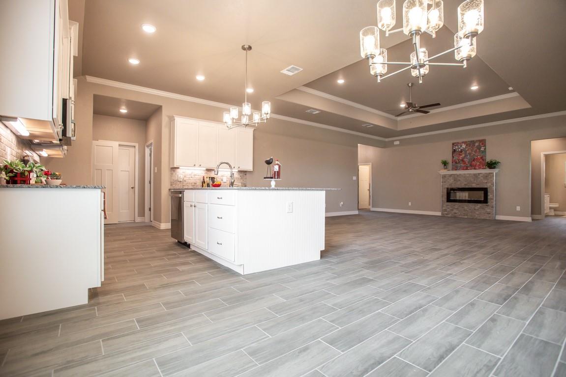 1027 Winchester Dr, Nolanville, TX 76559