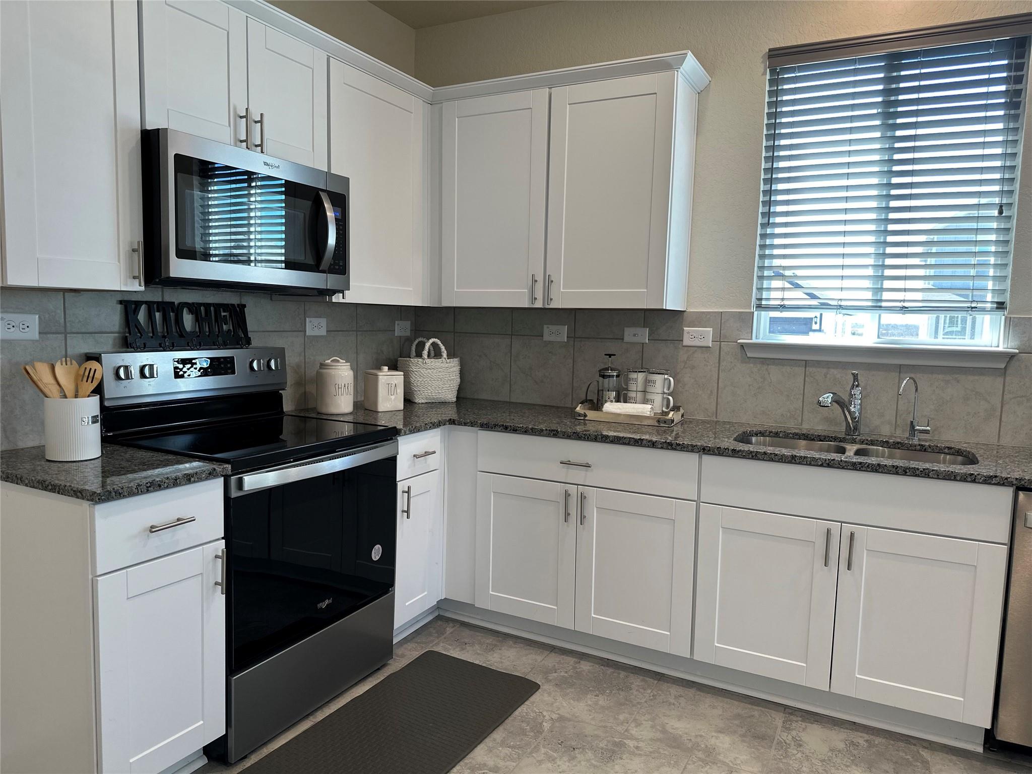 3111 Red Columbine St, New Braunfels, TX 78130