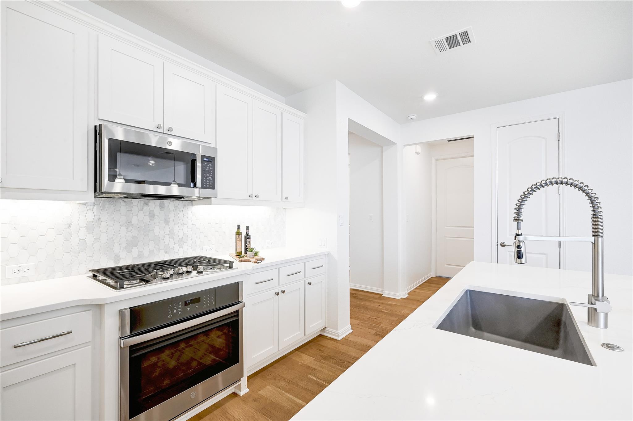 19020 Fernando Trl, Austin, TX 78738