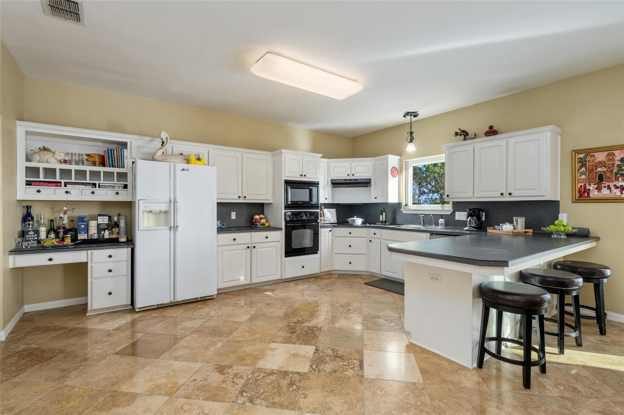 2400 W. Fitzhugh Road Rd, Dripping Springs, TX 78630