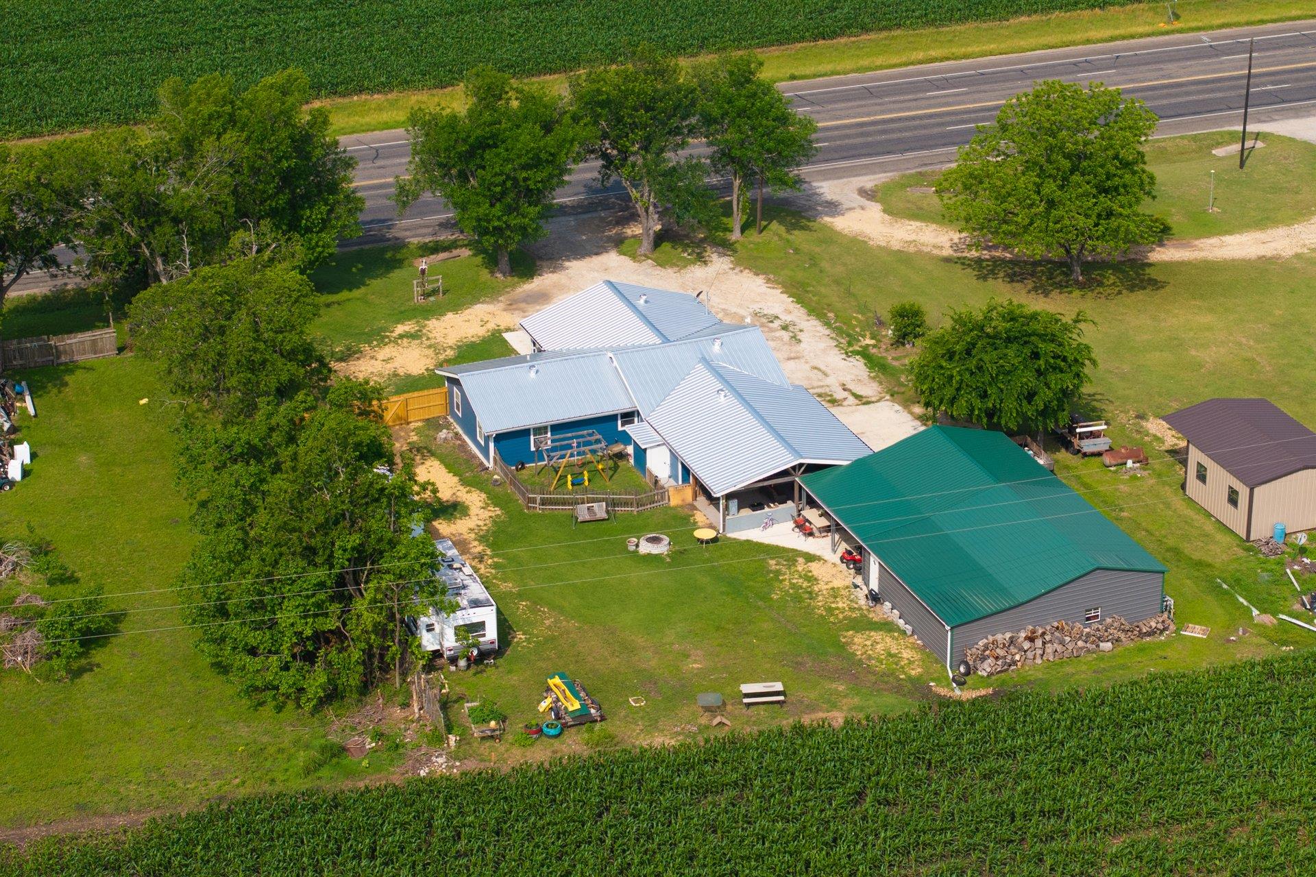 5902 N Main St N, Taylor, TX 76574