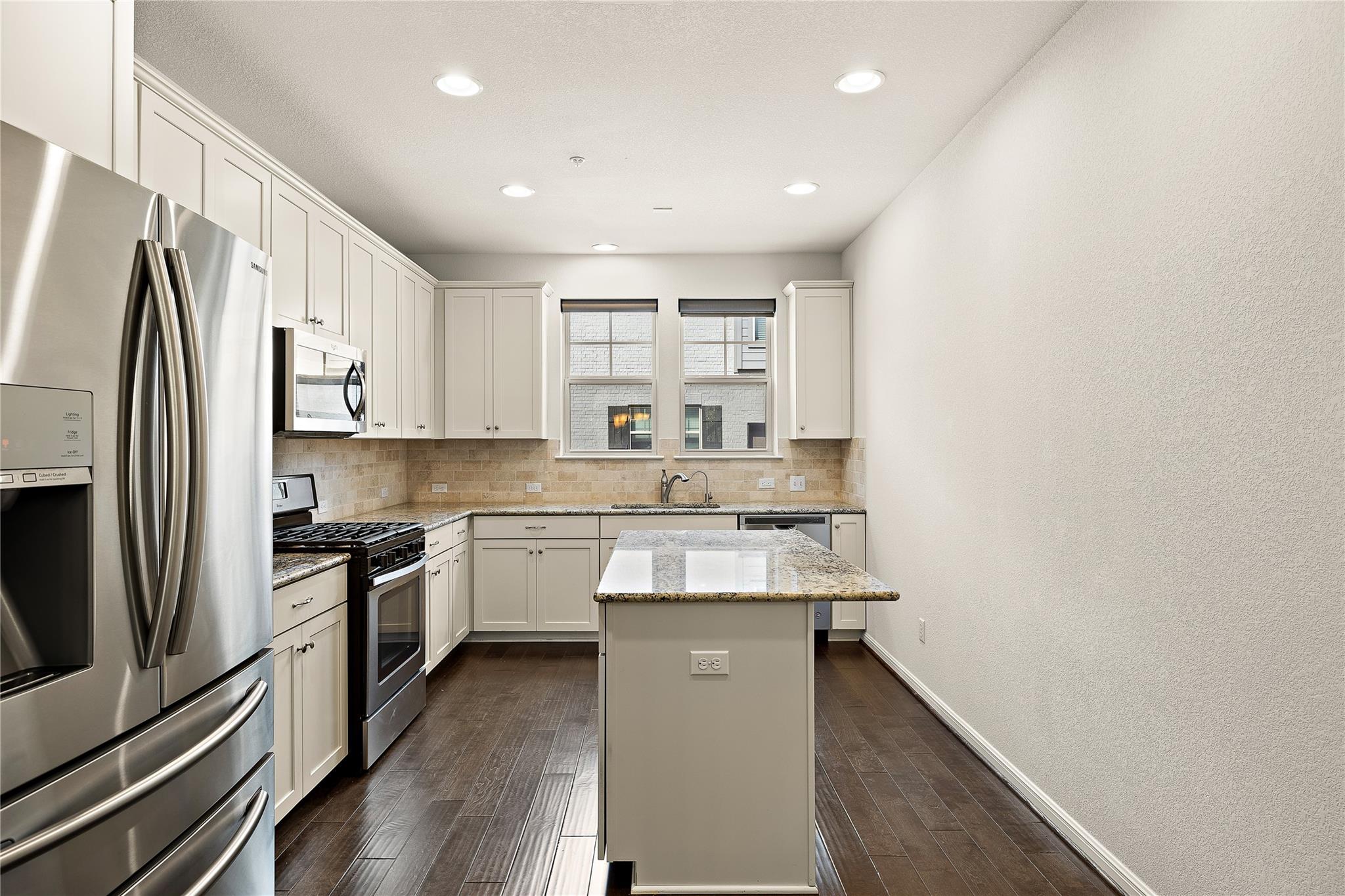 7220 Wyoming Springs Drive Dr # 502, Round Rock, TX 78681
