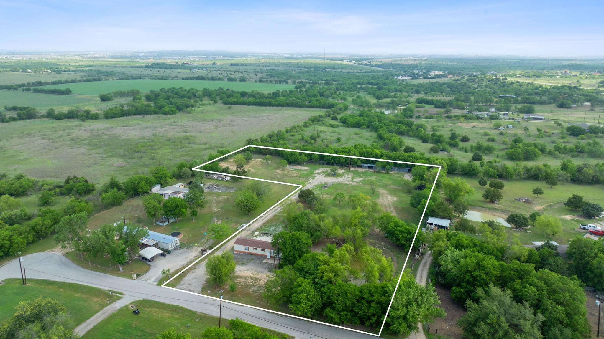 9900 Shively Ln, Austin, TX 78747