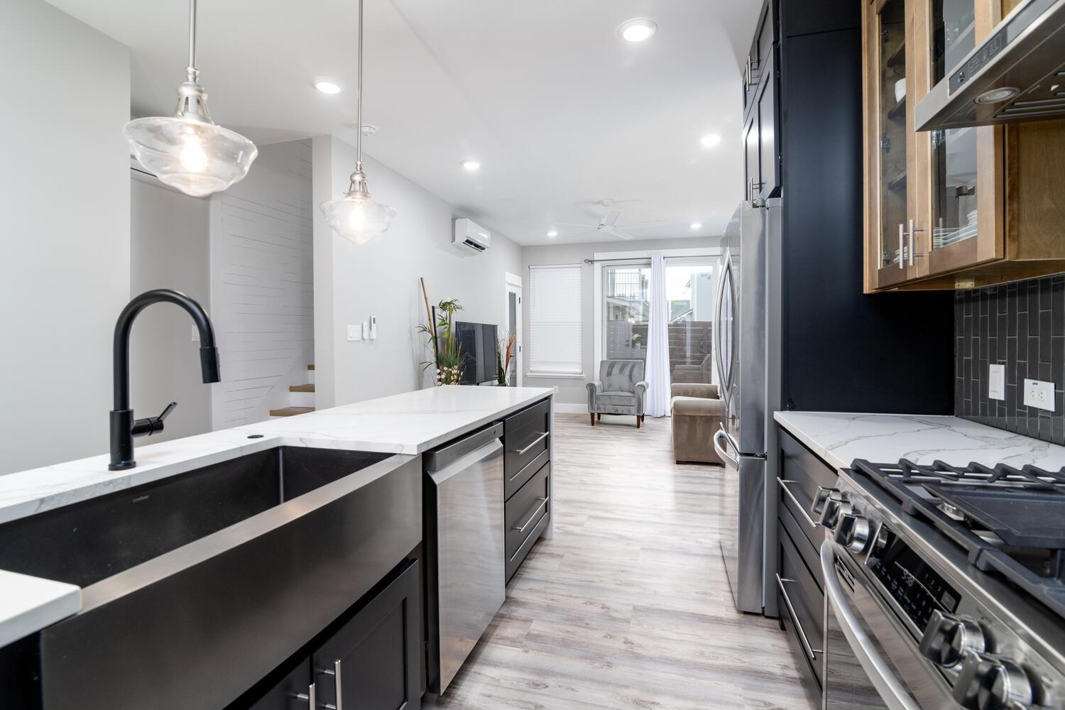 7905 & 7907 Tiffany Dr, Austin, TX 78749