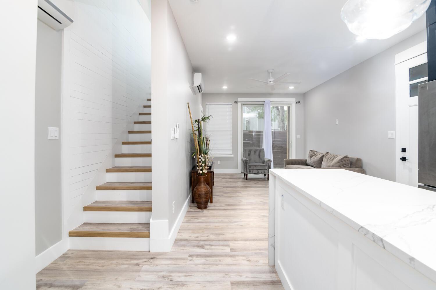 7905 & 7907 Tiffany Dr, Austin, TX 78749