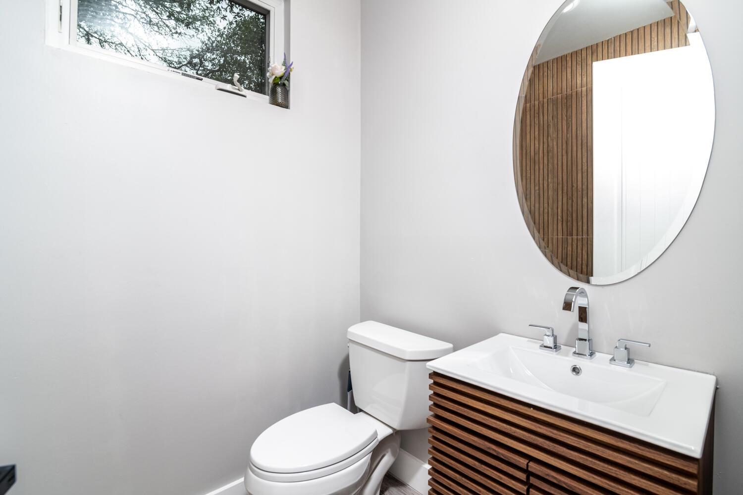 7905 & 7907 Tiffany Dr, Austin, TX 78749