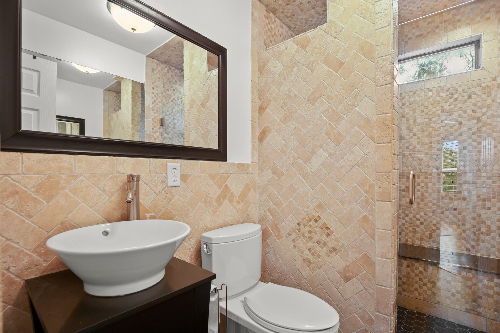 7905 & 7907 Tiffany Dr, Austin, TX 78749