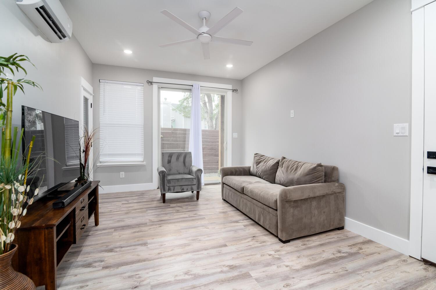 7905 & 7907 Tiffany Dr, Austin, TX 78749