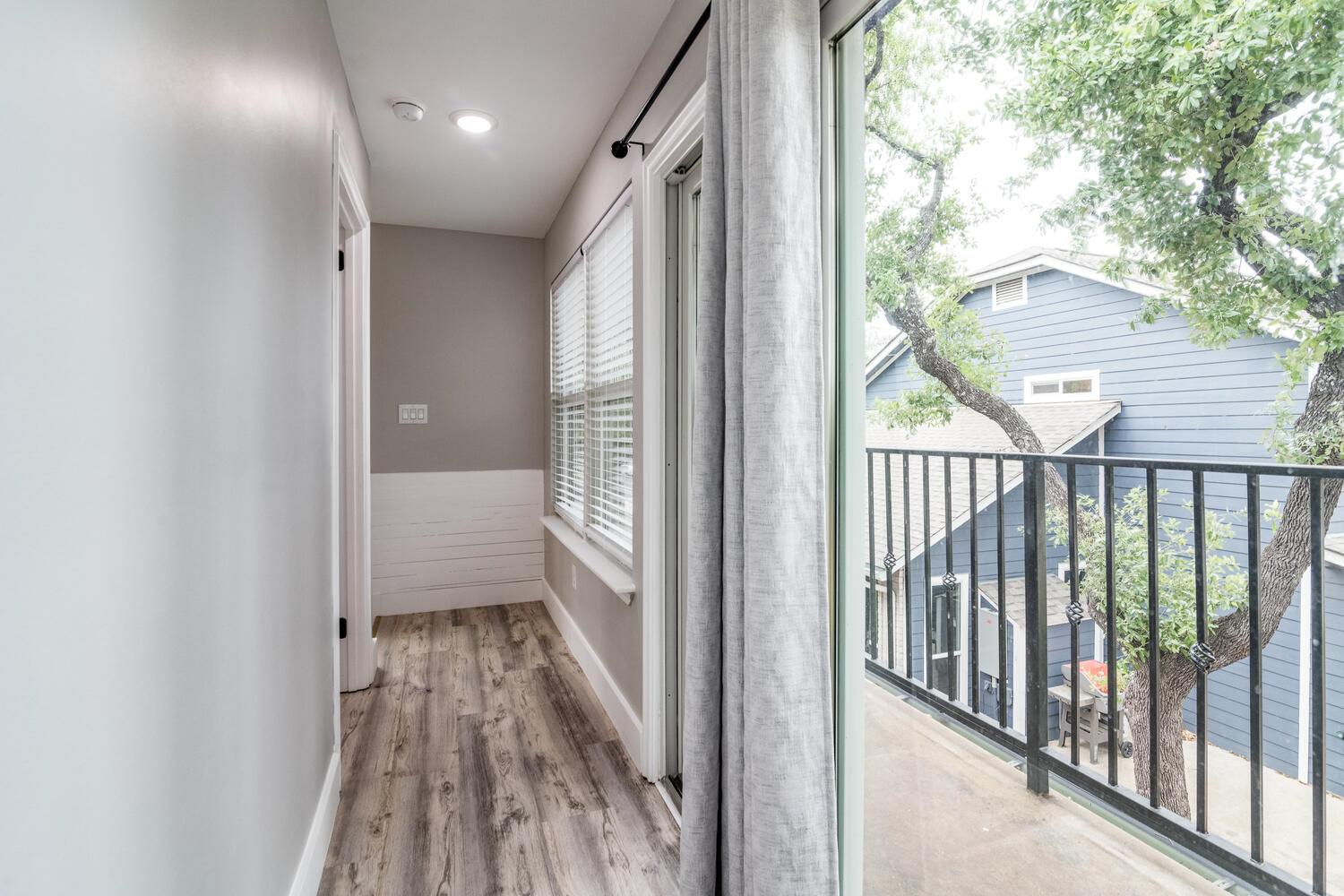 7905 & 7907 Tiffany Dr, Austin, TX 78749