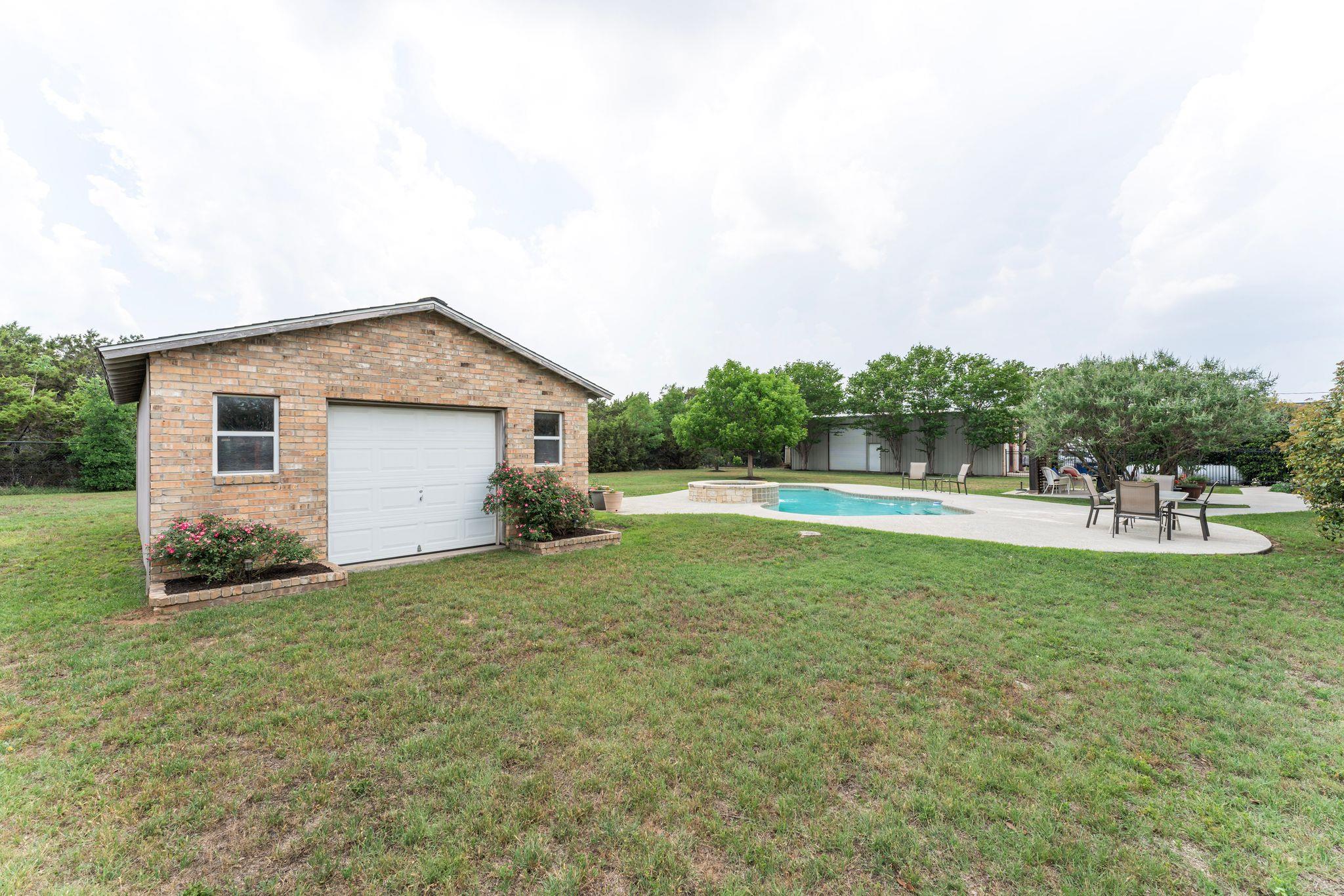 221 Breakaway Rd, Cedar Park, TX 78613