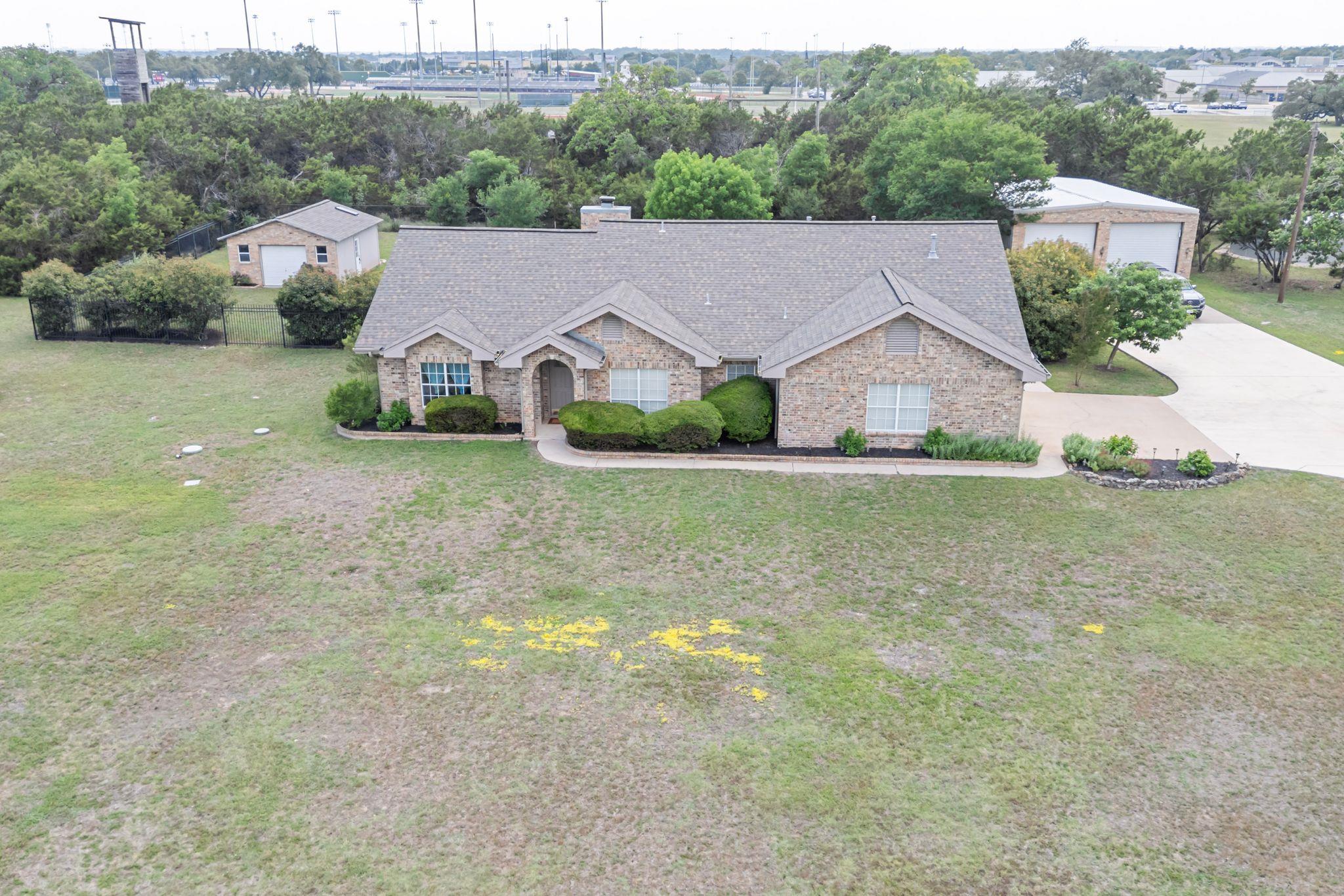 221 Breakaway Rd, Cedar Park, TX 78613