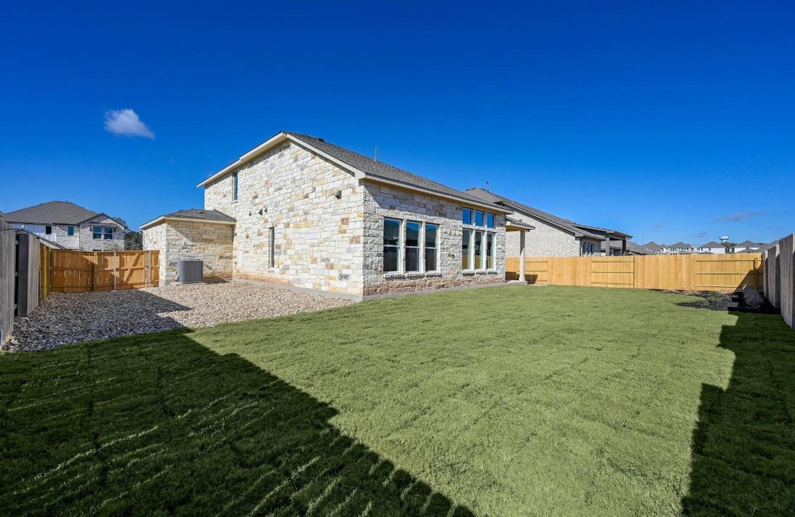 2316 Gold Dust Trl, Leander, TX 78641