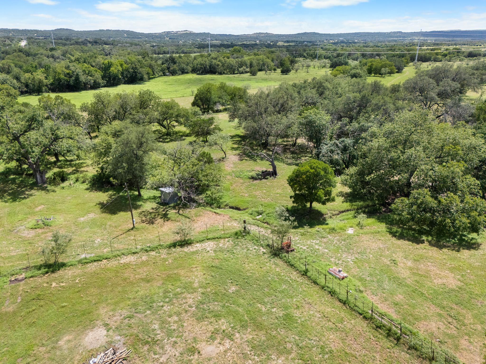7866 County Road 404, Spicewood, TX 78669