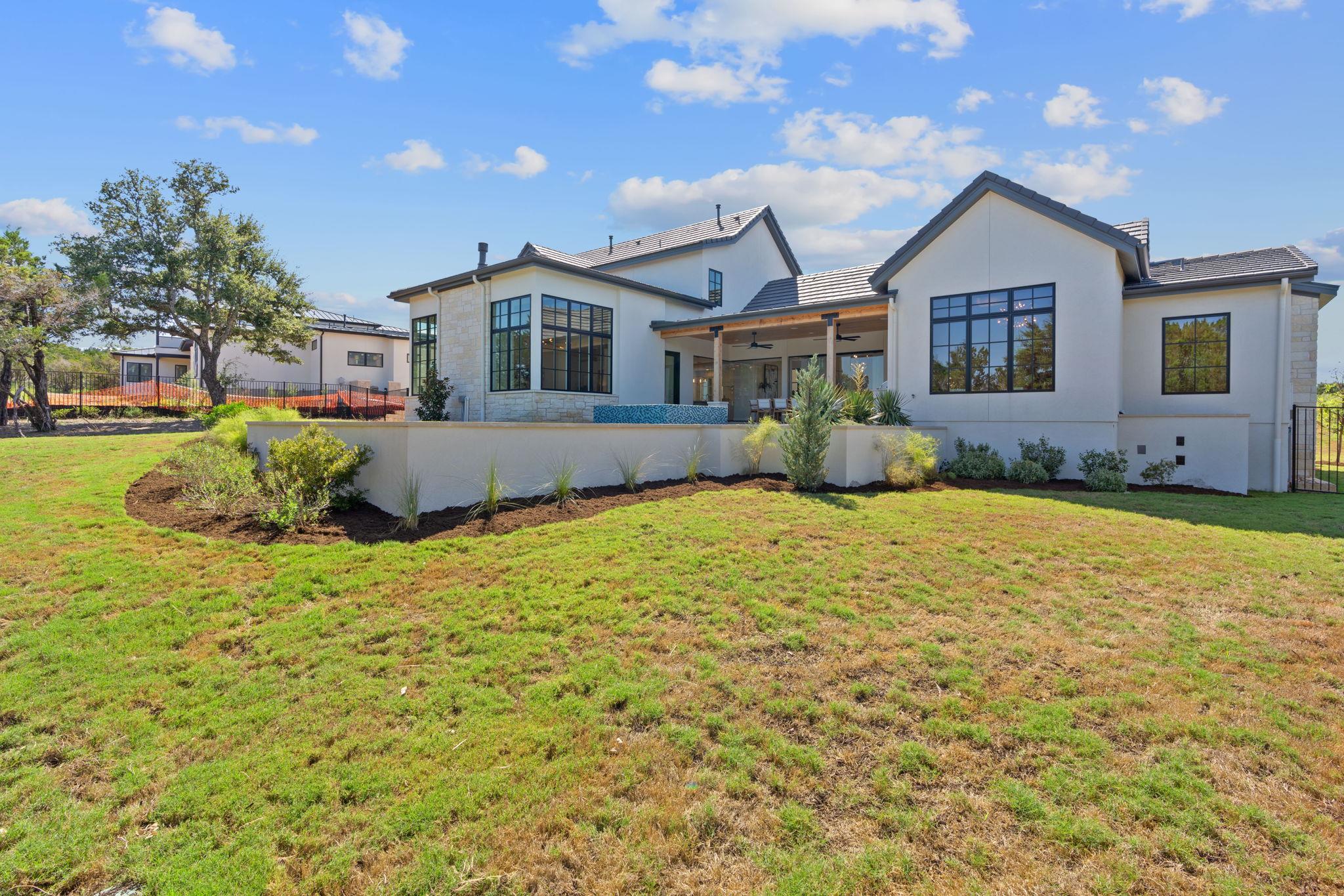 6013 Silver Luna Way, Austin, TX 78738
