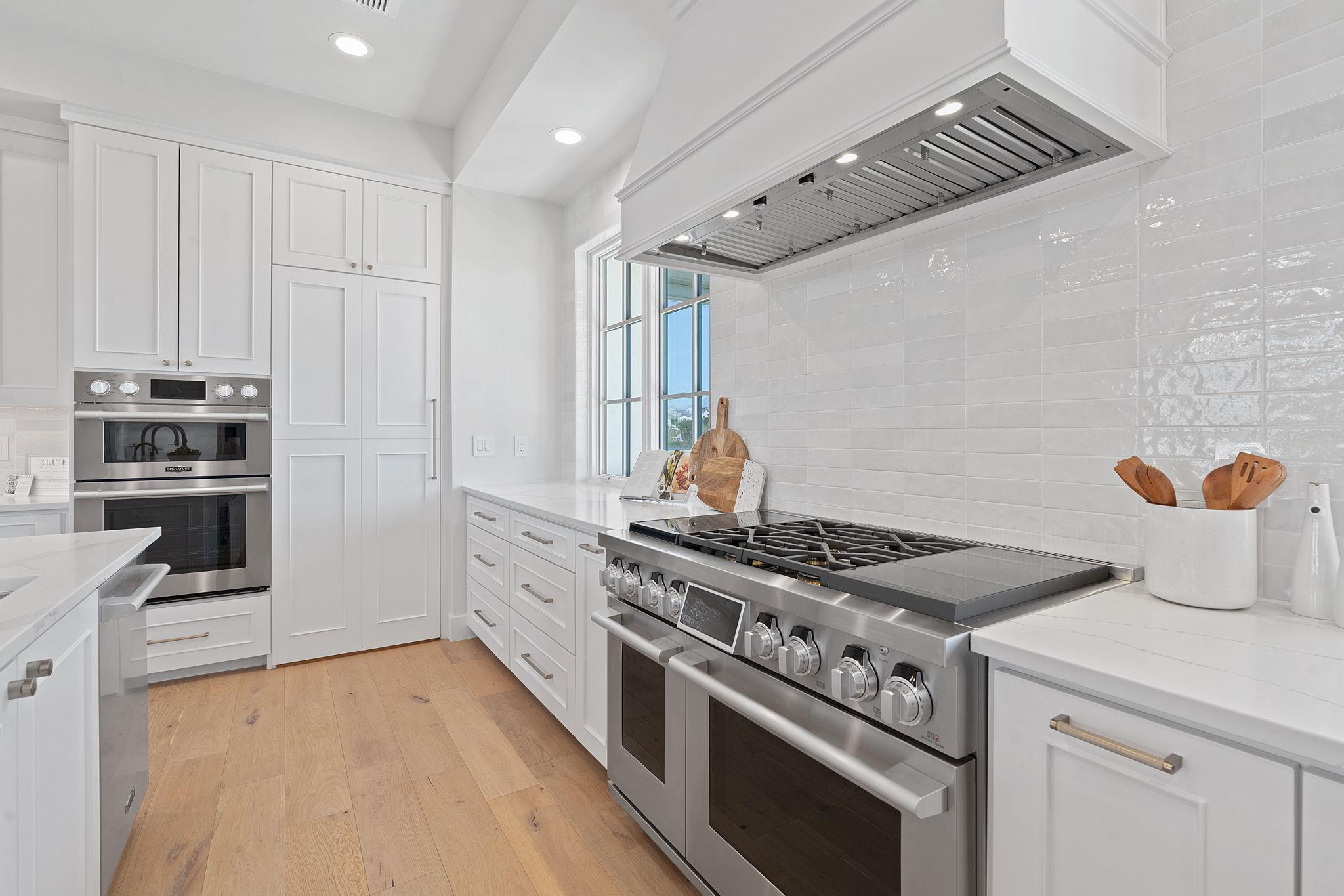 6013 Silver Luna Way, Austin, TX 78738