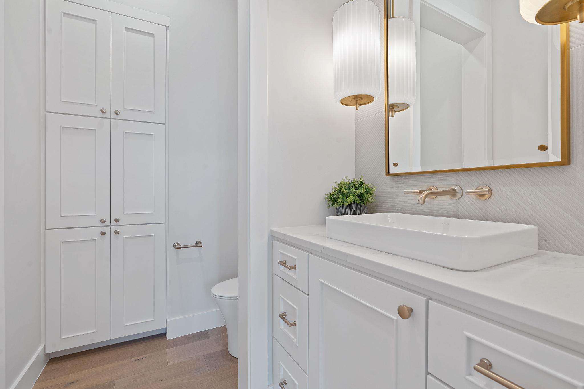 6013 Silver Luna Way, Austin, TX 78738