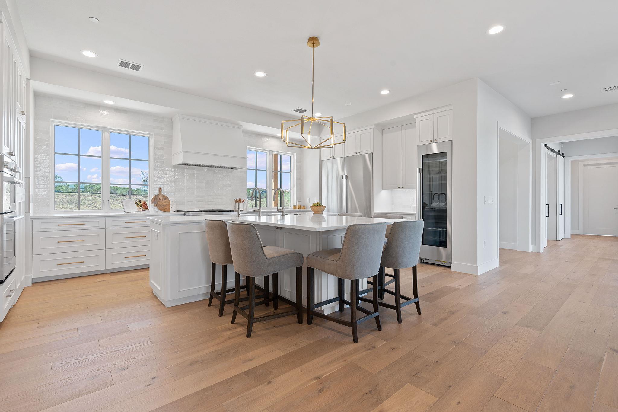 6013 Silver Luna Way, Austin, TX 78738