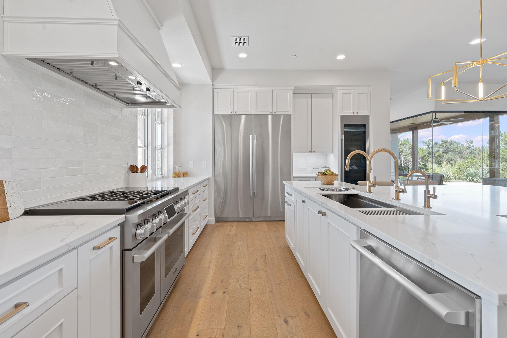 6013 Silver Luna Way, Austin, TX 78738