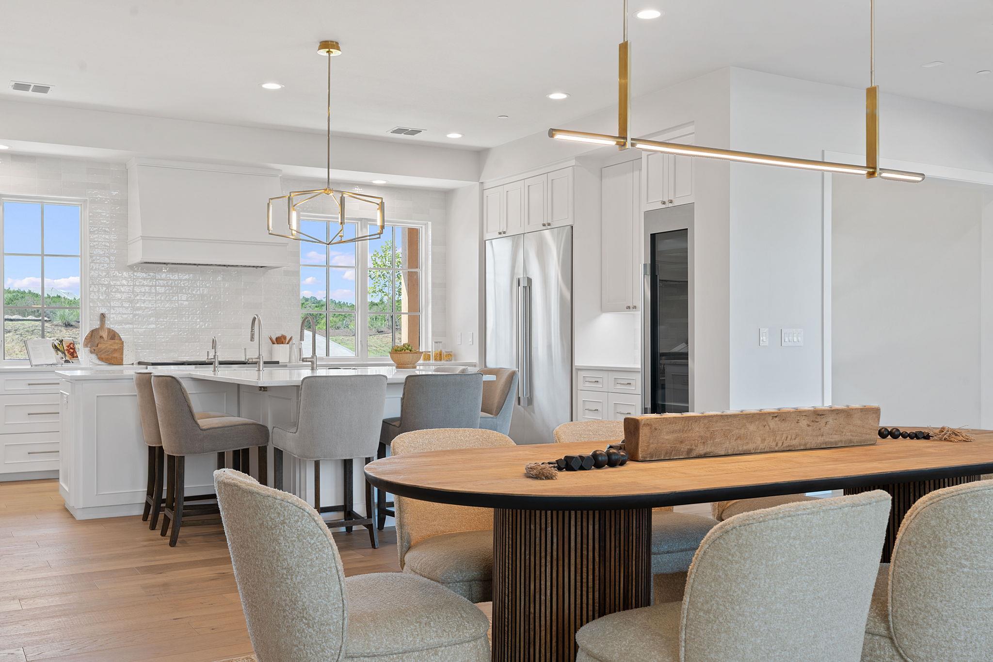 6013 Silver Luna Way, Austin, TX 78738