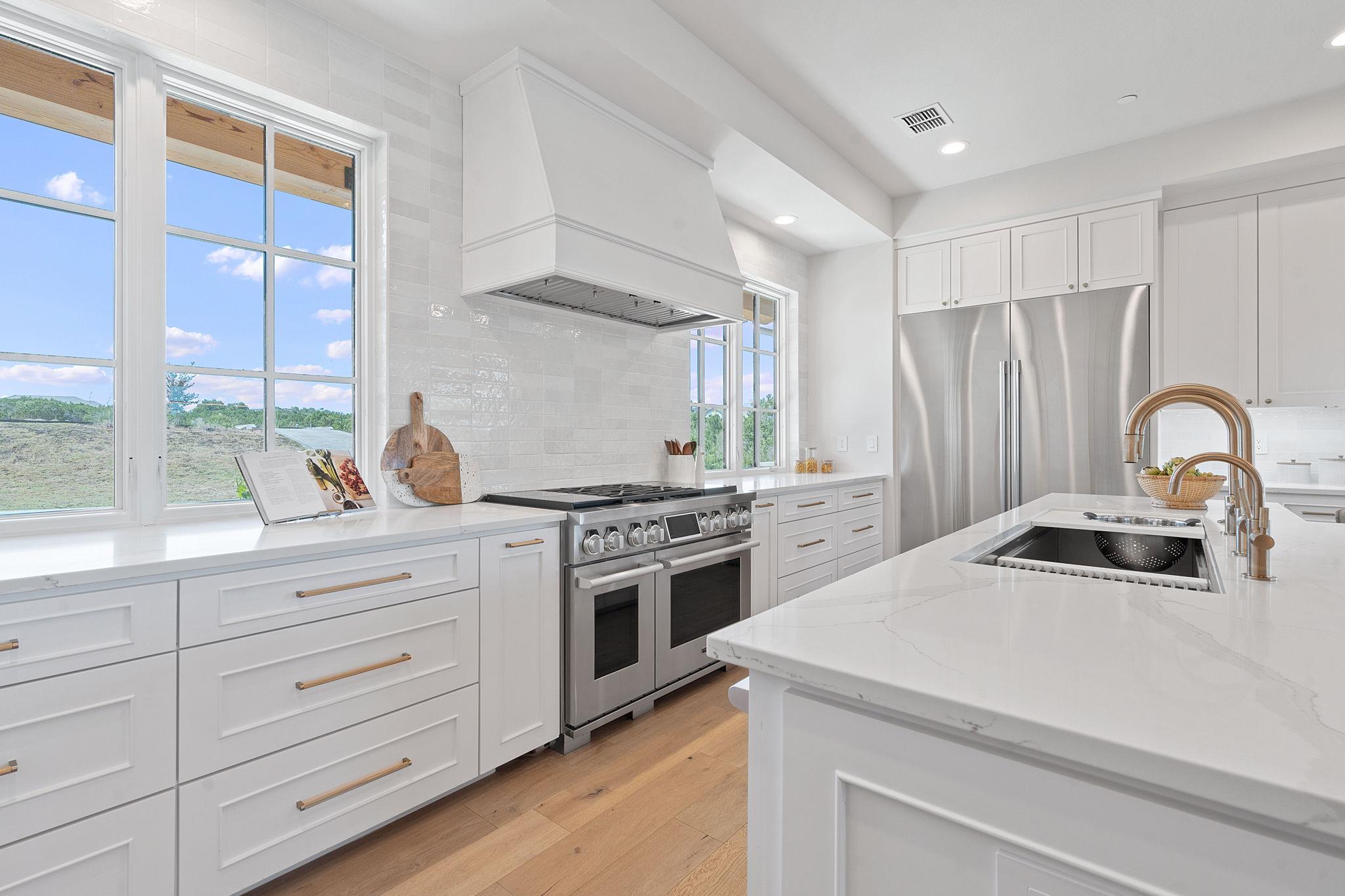 6013 Silver Luna Way, Austin, TX 78738