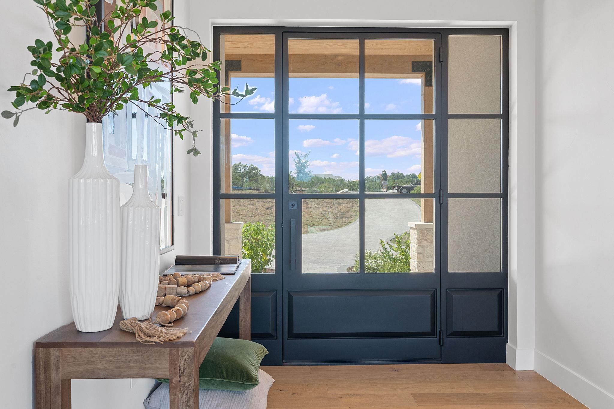 6013 Silver Luna Way, Austin, TX 78738
