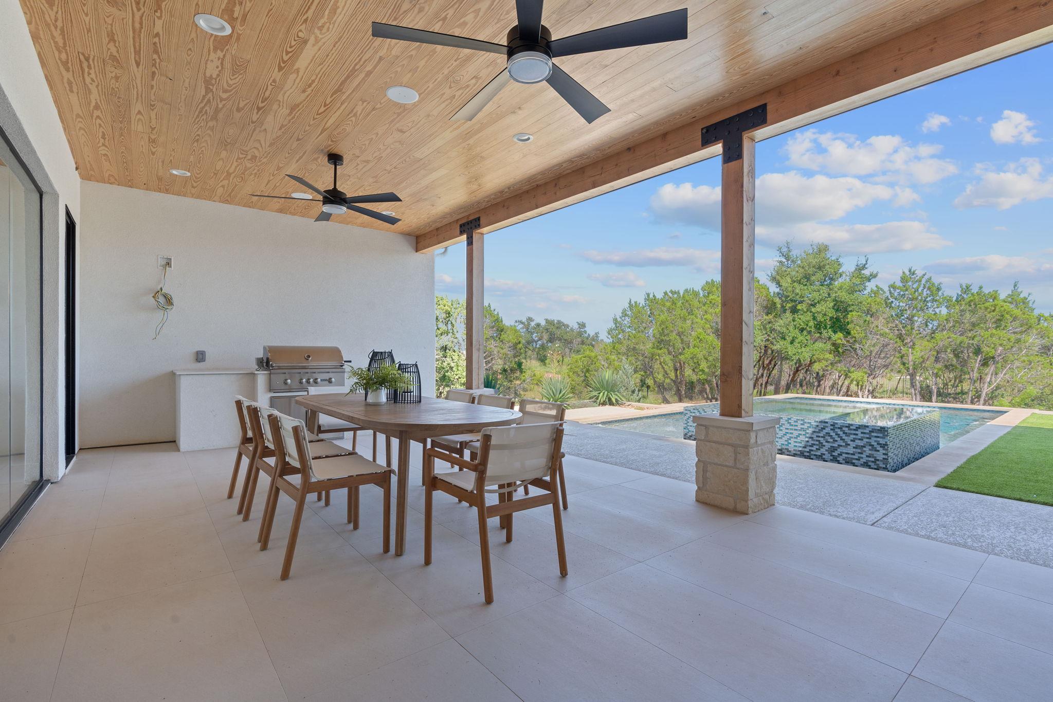 6013 Silver Luna Way, Austin, TX 78738