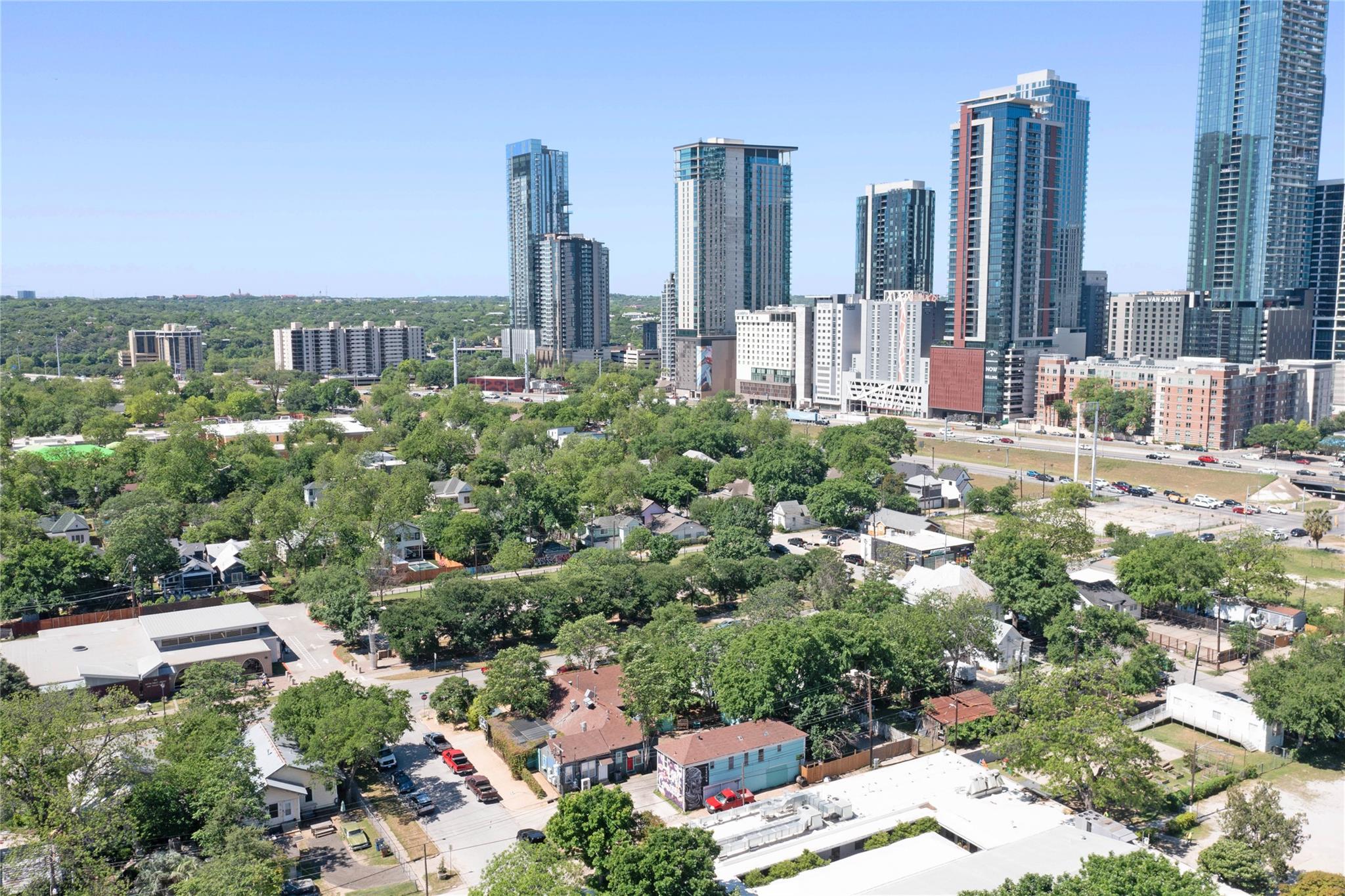 1006 E Cesar Chavez St, Austin, TX 78702