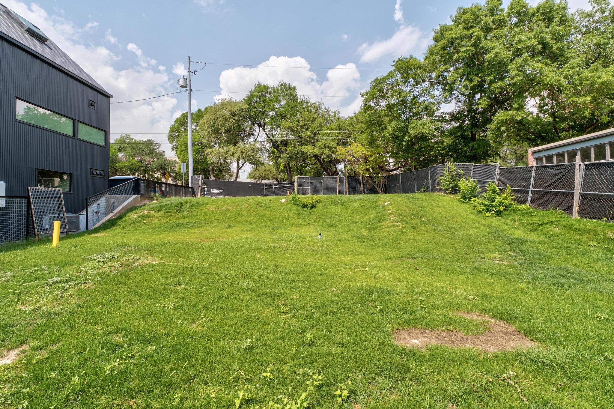 1113 W 31 St, Austin, TX 78705