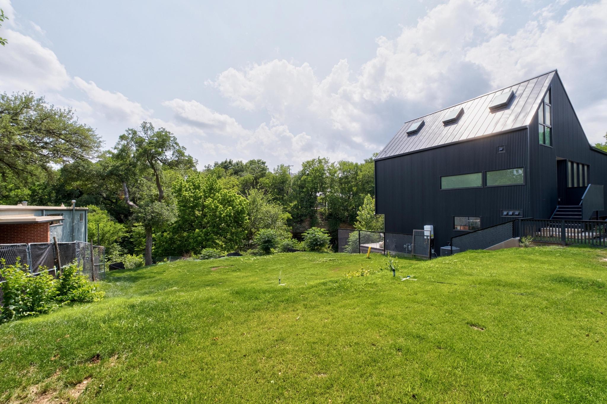 1113 W 31 St, Austin, TX 78705