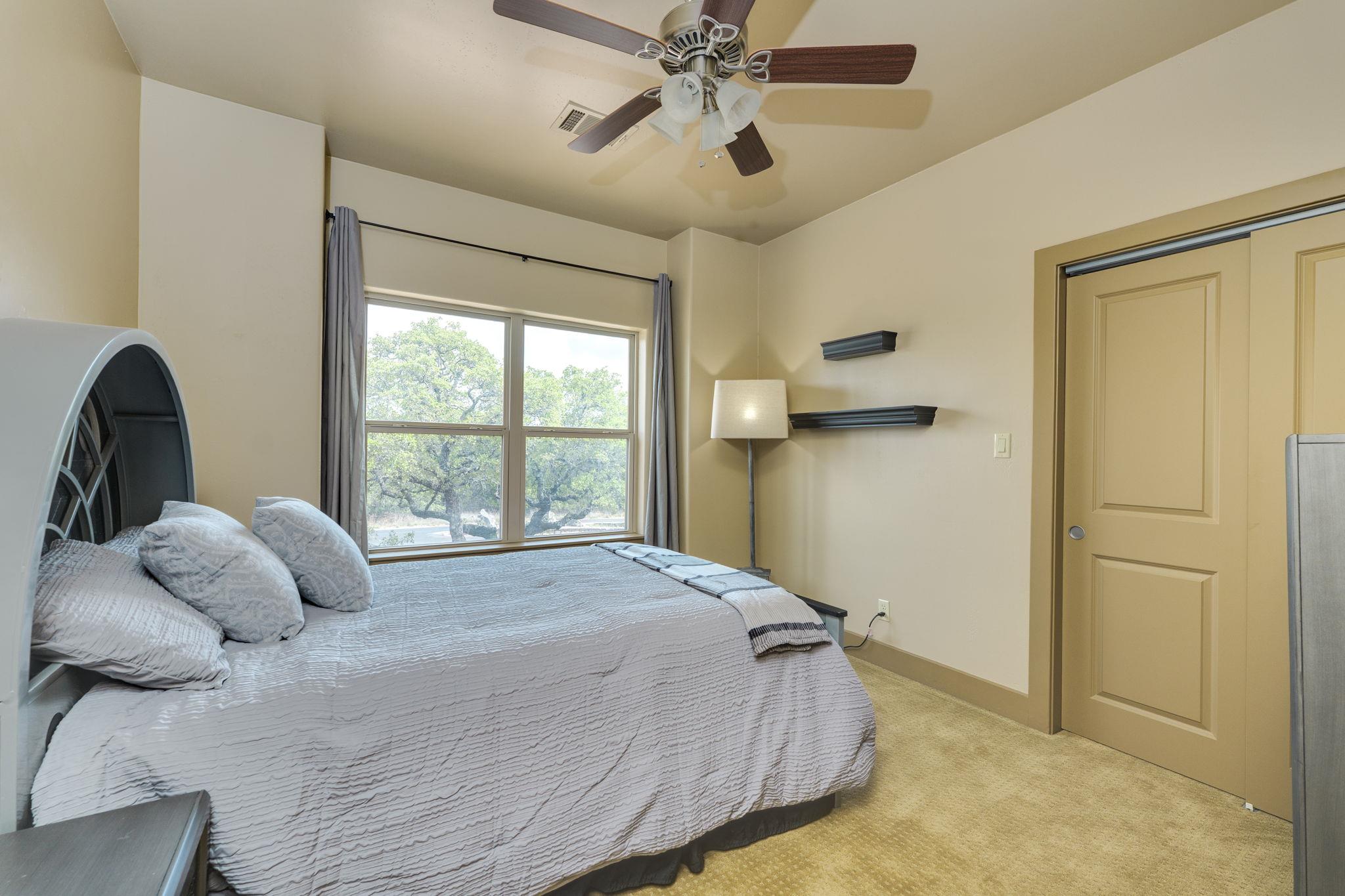 600 Mountain Dew Rd, Horseshoe Bay, TX 78657